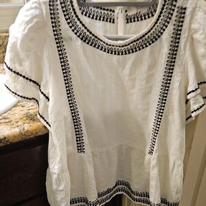 Loft Black and White Boxy Blouse with Flutter Sleeves Size Large